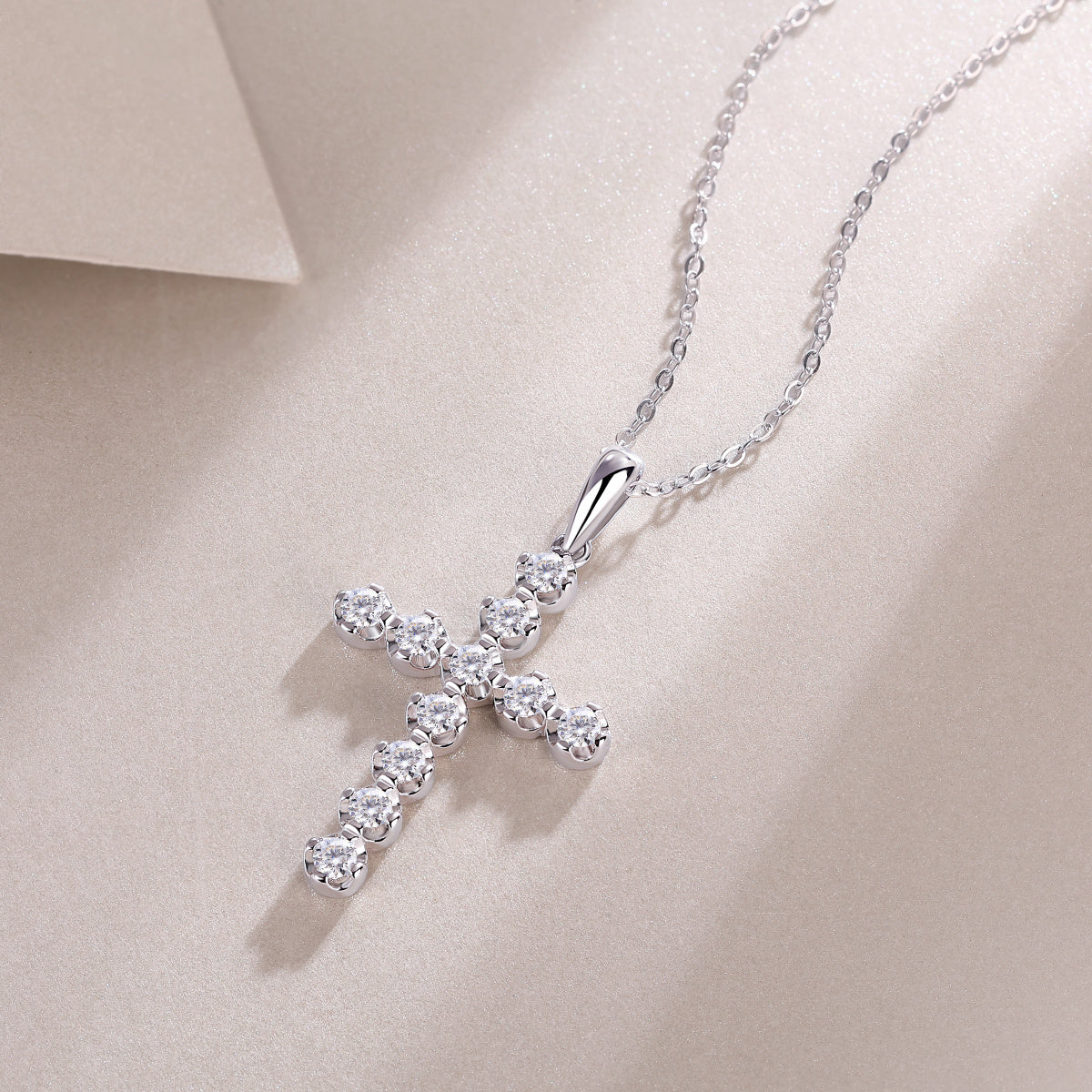 Entrusted Luxurious Diamond Jewelry