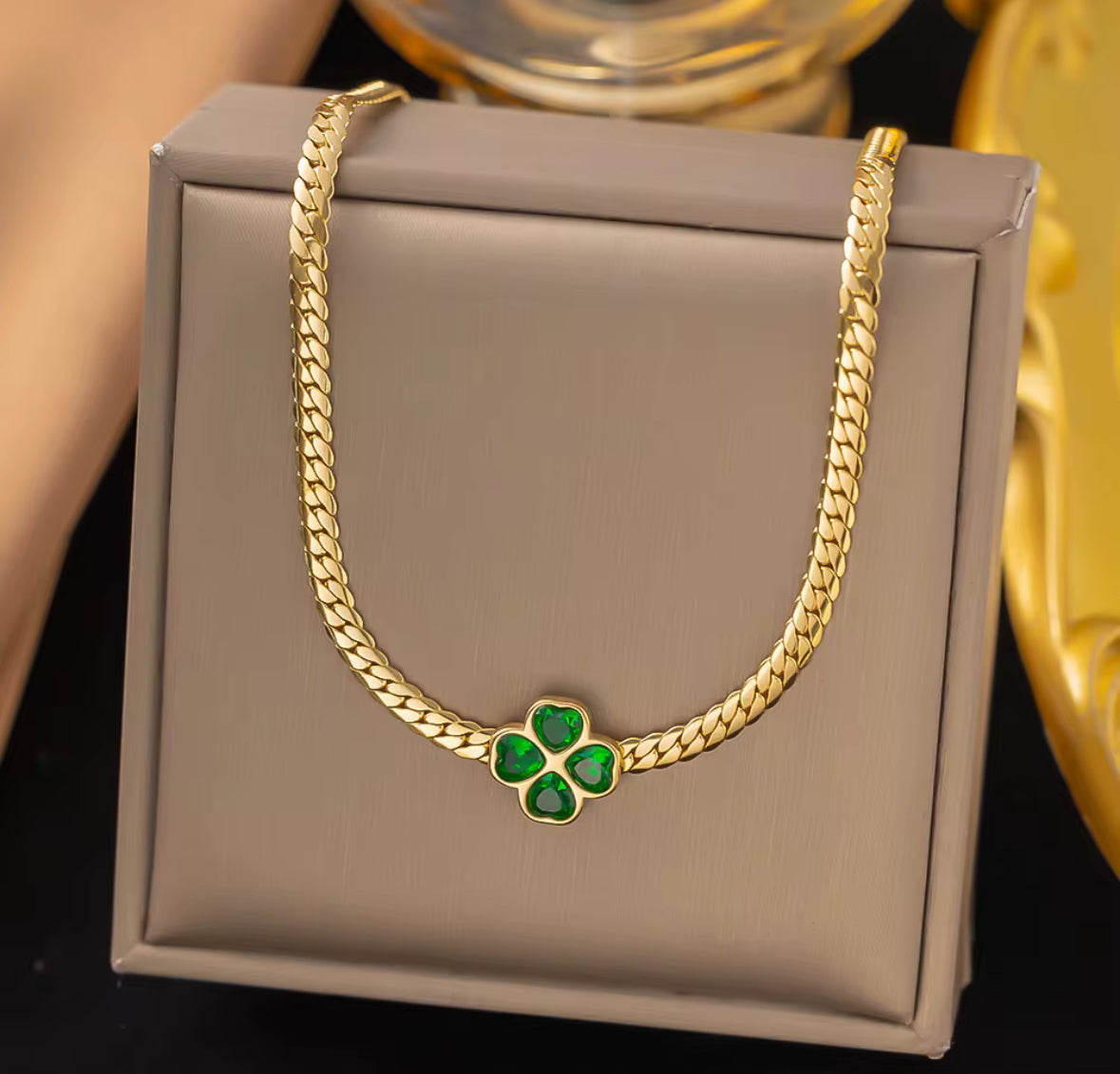 Collier Trèfle Émeraude Porte-Bonheur