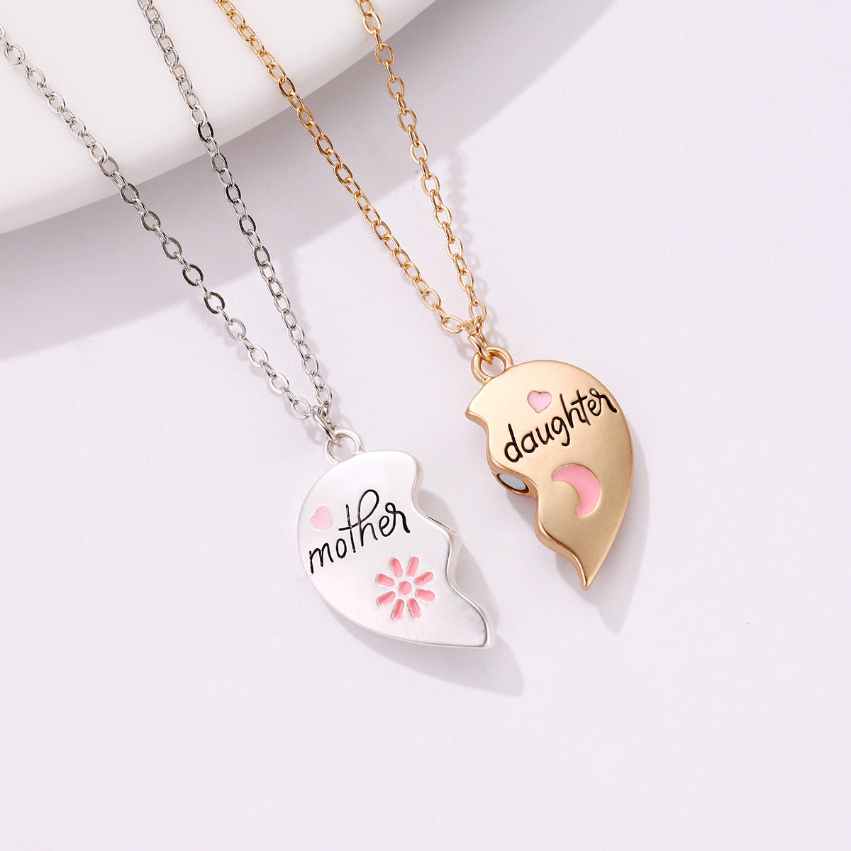 collier Maman & Fille ou fils avec aimants